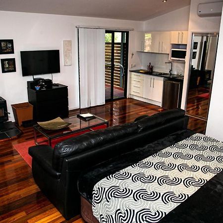 Amore On Buderim Rainforest Cabins Sunshine Coast Exteriör bild