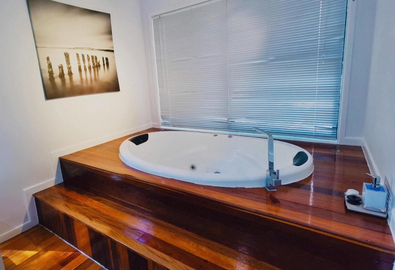 Amore On Buderim Rainforest Cabins Sunshine Coast Exteriör bild